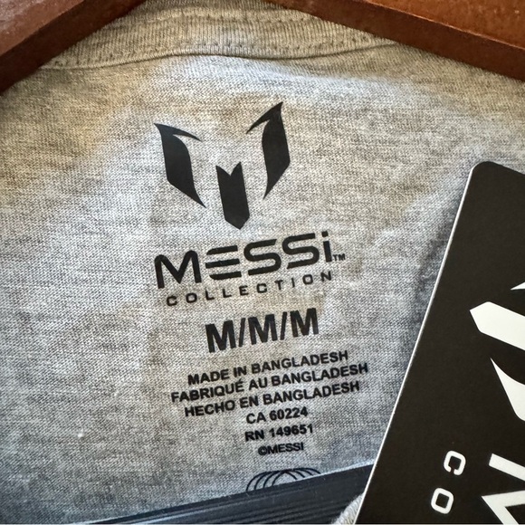Messi authentic logo number 10 soccer player gray Tshirt size M NWT - Picture 7 of 10